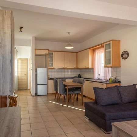 Deluxe Apartment La ลาริซา ภายนอก รูปภาพ