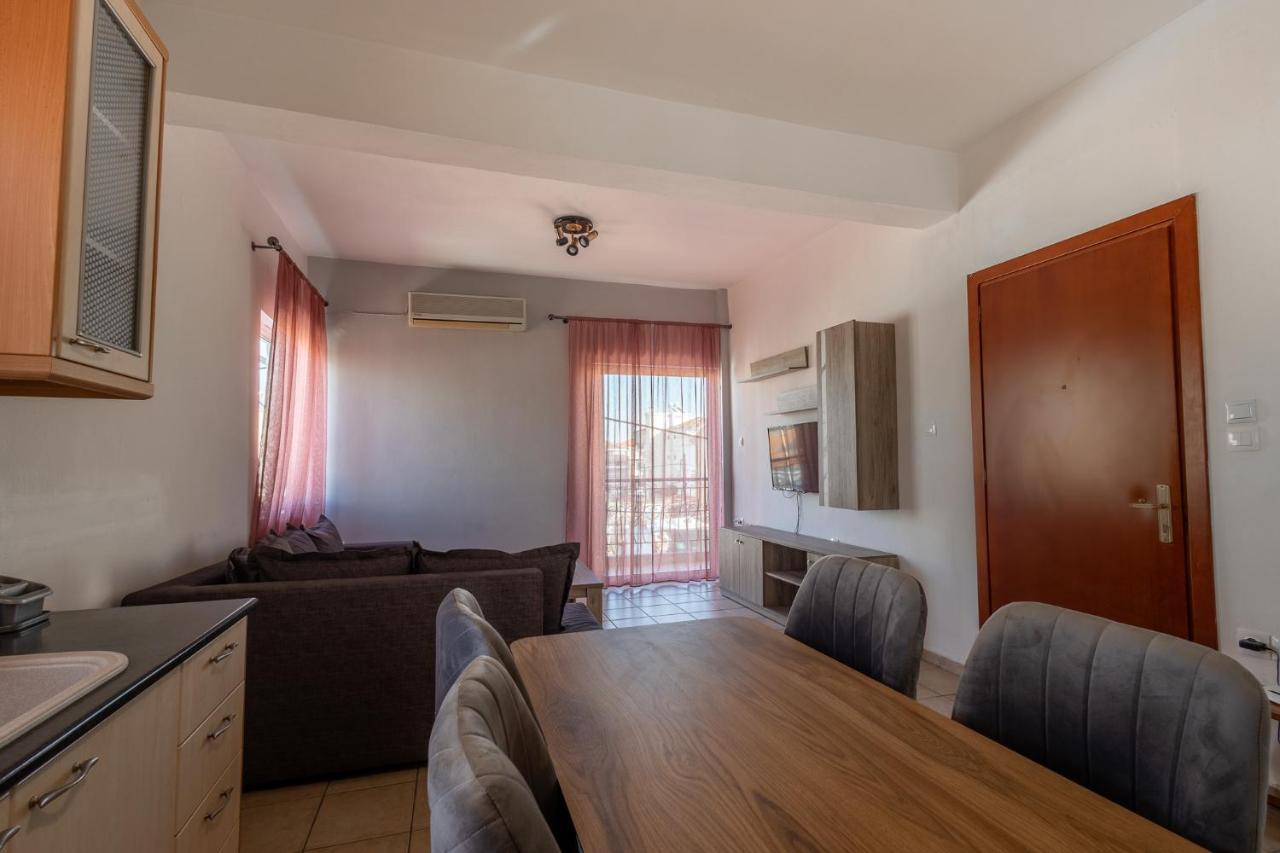 Deluxe Apartment La ลาริซา ภายนอก รูปภาพ