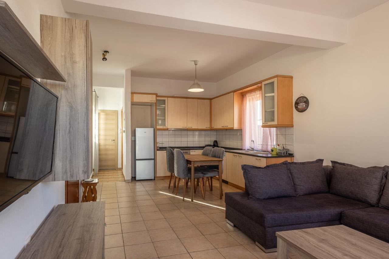 Deluxe Apartment La ลาริซา ภายนอก รูปภาพ