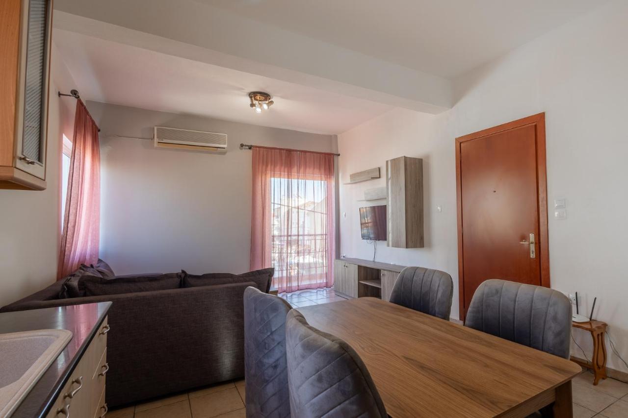 Deluxe Apartment La ลาริซา ภายนอก รูปภาพ