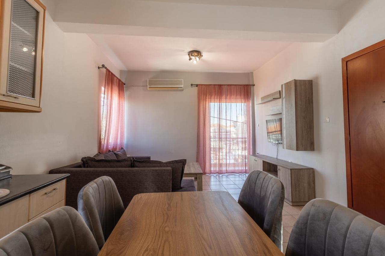 Deluxe Apartment La ลาริซา ภายนอก รูปภาพ